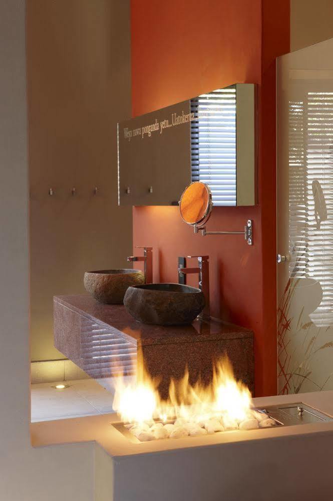 The Olive Exclusive All-Suite Hotel Windhoek Exteriör bild